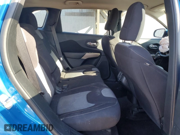 2018 Jeep Cherokee Latitude with VIN 1C4PJLCB5JD544613, listed as a Copart auction lot 47477085 with 114,263 mi miles and Salvage Title. Bid and sale history available at carsss.com. Image 12.