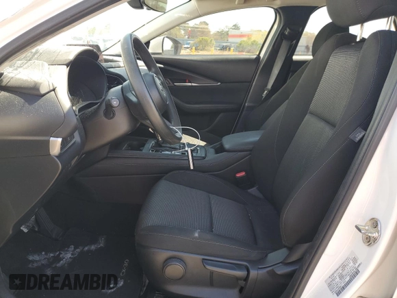 2021 Mazda CX-30 S with VIN 3MVDMAAL3MM304171, listed as a Copart auction lot 50447725 with 35,361 mi miles and Salvage Title. Bid and sale history available at DreamBid. Image 7.