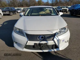 2013 Lexus ES 300h with VIN JTHBW1GG8D2036379, listed as a Copart auction lot 87573735 with 134,000 mi miles and Non repairable. Bid and sale history available at DreamBid. Image 5.