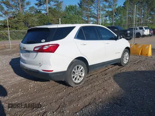 2018 Chevrolet Equinox LT with VIN 2GNAXJEV8J6153316, listed as a IAAI auction lot 42007184 with 102,676 mi miles and . Bid and sale history available at carsss.com. Image 4.
