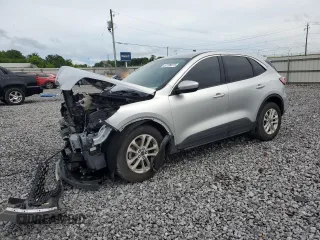 2020 Ford Escape SE with VIN 1FMCU0G60LUC25491, listed as a Copart auction lot 57728075 with 61,006 mi miles and Salvage title. Bid and sale history available at DreamBid. Image 1.
