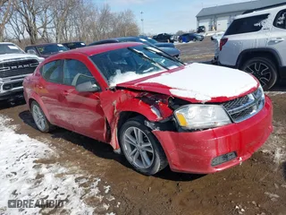 2013 Dodge Avenger SE V6 with VIN 1C3CDZAG0DN521511, listed as a IAAI auction lot 41607922 with 139,103 mi miles. Bid and sale history available at carsss.com. Image 1.