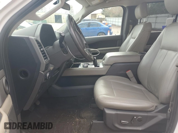 2019 Ford Expedition XLT with VIN 1FMJU1HT7KEA71047, listed as a Copart auction lot 47648145 with 125,601 mi miles and Salvage Title. Bid and sale history available at carsss.com. Image 7.