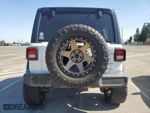 2018 Jeep Wrangler Unlimited Sport S with VIN 1C4HJXDG5JW172653, listed as a Copart auction lot 58184155 with 81,872 mi miles and Salvage title. Bid and sale history available at DreamBid. Image 6.