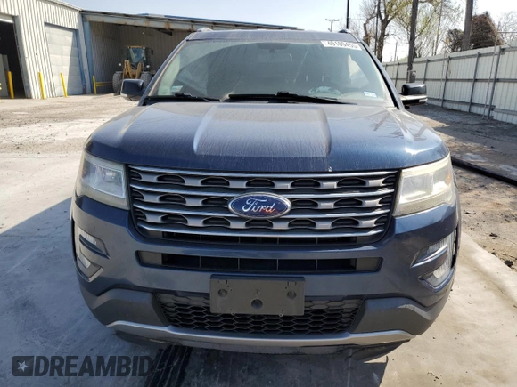 2017 Ford Explorer XLT with VIN 1FM5K7D81HGD39924, listed as a Copart auction lot 49189455 with 145,920 mi miles and Salvage Title. Bid and sale history available at DreamBid. Image 5.
