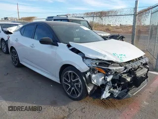 2024 Nissan Sentra SR z VIN 3N1AB8DV4RY354161, wystawiony jako IAAI lot #41218183 z przebiegiem 3 074 mil mil oraz . Historia ofert i sprzedaży dostępna na DreamBid. Obrazek 1.