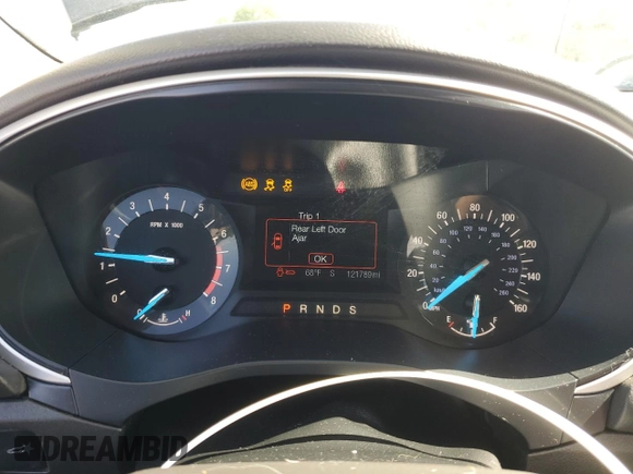 2015 Ford Fusion SE z VIN 1FA6P0HDXF5103053, wystawiony jako Copart lot #57763875 z przebiegiem 121 789 mil mil oraz Szkoda całkowita • Salvage title. Historia ofert i sprzedaży dostępna na DreamBid. Obrazek 9.