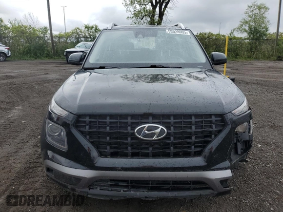 2022 Hyundai Venue Limited z VIN KMHRC8A33NU132736, wystawiony jako Copart lot #58028005 z przebiegiem 99 522 mil mil oraz Szkoda całkowita • Salvage title. Historia ofert i sprzedaży dostępna na DreamBid. Obrazek 5.