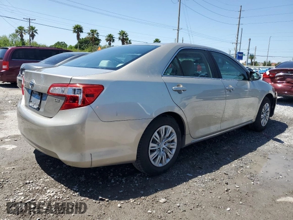 2014 Toyota Camry L with VIN 4T1BF1FK0EU449048, listed as a Copart auction lot 52888325 with 196,781 mi miles and Salvage Title. Bid and sale history available at carsss.com. Image 3.