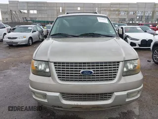 2005 Ford Expedition z VIN 1FMPU195X5LA70128, wystawiony jako IAAI lot #42443618 z przebiegiem Nie podano mil oraz . Historia ofert i sprzedaży dostępna na DreamBid. Obrazek 6.