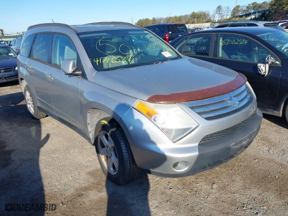 2007 Suzuki XL7 Luxury with VIN 2S3DB417376120344, listed as a IAAI auction lot 41766589 with 999,999 mi miles. Bid and sale history available at carsss.com. Image 1.