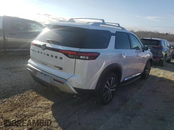 2024 Nissan Pathfinder Platinum z VIN 5N1DR3DK2RC270990, wystawiony jako Copart lot #42696615 z przebiegiem 5 662 mil mil oraz Szkoda całkowita • Salvage title. Historia ofert i sprzedaży dostępna na DreamBid. Obrazek 3.