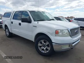 2004 Ford F-150 XLT with VIN 1FTPW125X4KC36046, listed as a IAAI auction lot 42042105 with 280,421 mi miles. Bid and sale history available at carsss.com. Image 1.