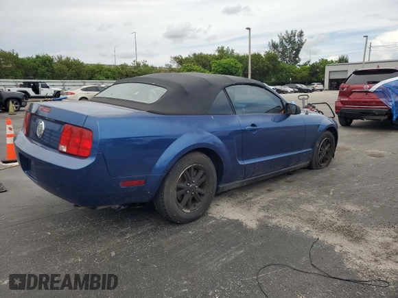 2007 Ford Mustang Deluxe with VIN 1ZVFT84N675272505, listed as a Copart auction lot 60449045 with 98,475 mi miles and Clean title. Bid and sale history available at DreamBid. Image 3.