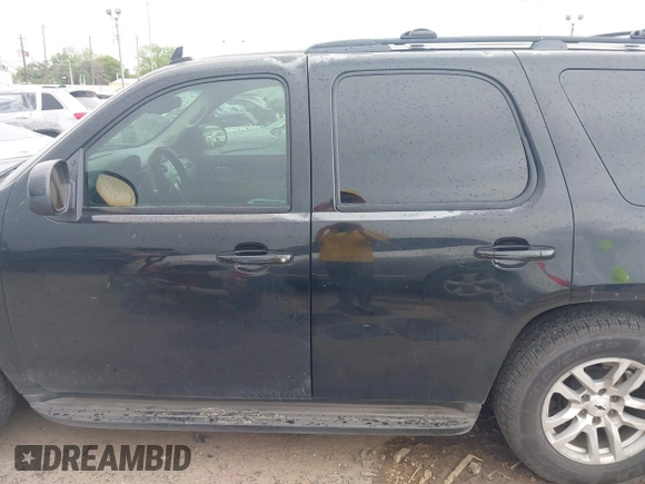 2007 Chevrolet Tahoe LTZ z VIN 1GNFK13047J377917, wystawiony jako IAAI lot #41910308 z przebiegiem 178 854 mil mil oraz . Historia ofert i sprzedaży dostępna na DreamBid. Obrazek 14.