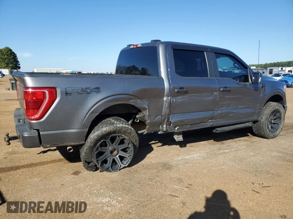 2021 Ford F-150 XL with VIN 1FTFW1E52MKE39763, listed as a Copart auction lot 45680975 with 47,112 mi miles and Salvage Title. Bid and sale history available at carsss.com. Image 3.