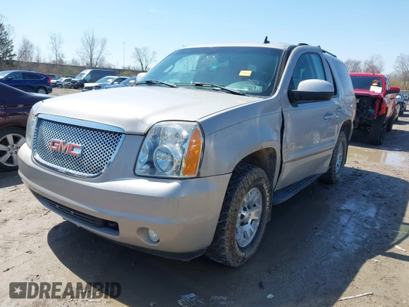 2007 GMC Yukon SLE z VIN 1GKFK13057J197990, wystawiony jako IAAI lot #41963224 z przebiegiem 187 060 mil mil oraz . Historia ofert i sprzedaży dostępna na DreamBid. Obrazek 17.