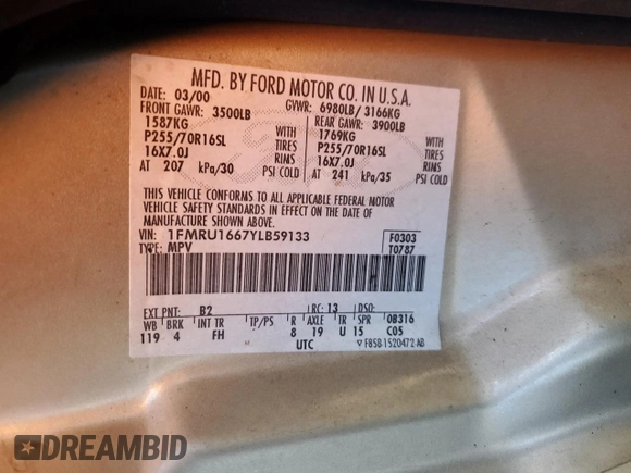 2000 Ford Expedition XLT with VIN 1FMRU1667YLB59133, listed as a Copart auction lot 45572835 with 206,773 mi miles and Salvage Title. Bid and sale history available at DreamBid. Image 13.