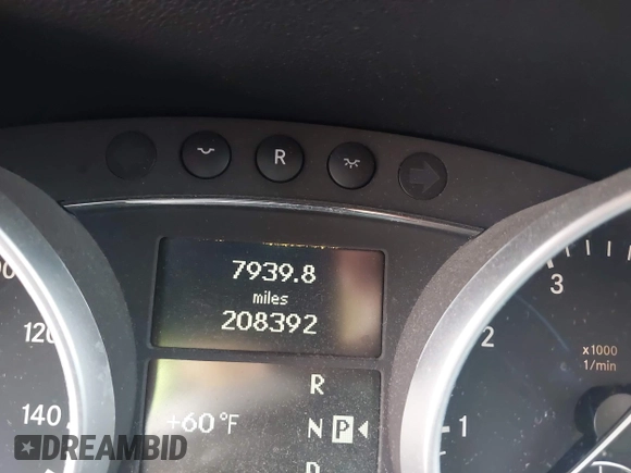 2007 Mercedes-Benz M 350 z VIN 4JGBB86E07A262721, wystawiony jako IAAI lot #42177769 z przebiegiem 208 392 mil mil oraz . Historia ofert i sprzedaży dostępna na DreamBid. Obrazek 15.