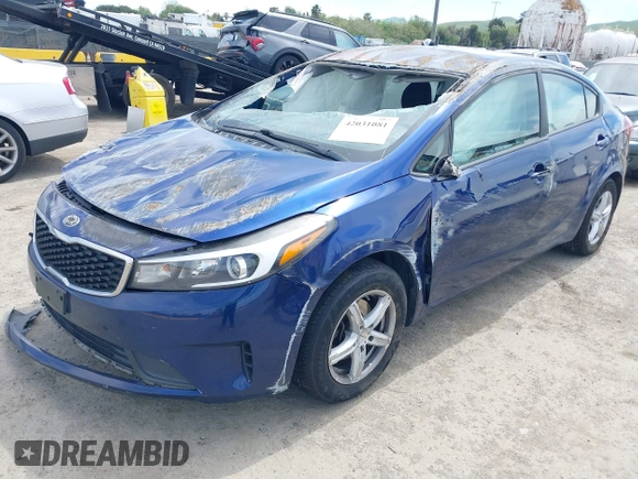 2018 Kia Forte LX with VIN 3KPFK4A77JE230246, listed as a IAAI auction lot 42031081 with 90,456 mi miles. Bid and sale history available at carsss.com. Image 2.