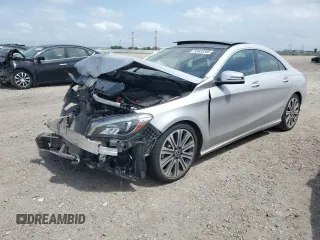 2019 Mercedes-Benz CLA 250 z VIN WDDSJ4EB0KN736844, wystawiony jako Copart lot #53633385 z przebiegiem Nie podano mil oraz Szkoda całkowita • Salvage title. Historia ofert i sprzedaży dostępna na DreamBid. Obrazek 1.