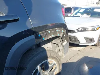 2017 Jeep Renegade Deserthawk z VIN ZACCJBCB4HPF18220, wystawiony jako IAAI lot #41719737 z przebiegiem 87 332 mil mil oraz . Historia ofert i sprzedaży dostępna na DreamBid. Obrazek 19.