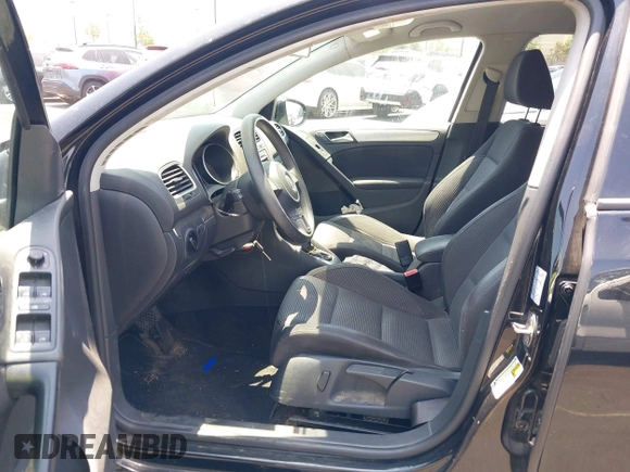 2013 Volkswagen Golf w/Conv with VIN WVWDB7AJ3DW122821, listed as a IAAI auction lot 42348686 with 169,159 mi miles and . Bid and sale history available at DreamBid. Image 5.
