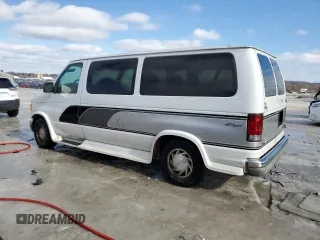 2002 Ford Econoline Cargo with VIN 1FDRE14WX2HB48802, listed as a Copart auction lot 44194335 with 140,559 mi miles and Clean Title. Bid and sale history available at DreamBid. Image 2.