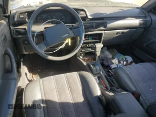 1988 Toyota Camry z VIN JT2SV24E5J3276324, wystawiony jako Copart lot #88117355 z przebiegiem 89 928 mil mil oraz Szkoda całkowita • Salvage title. Historia ofert i sprzedaży dostępna na DreamBid. Obrazek 8.