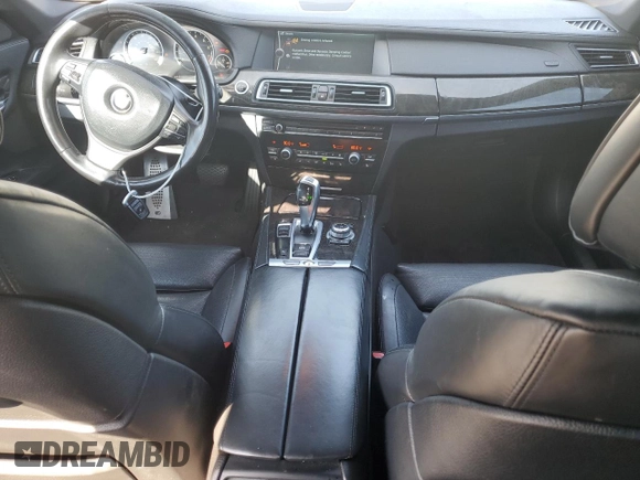 2011 BMW 7 Series 750i with VIN WBAKA8C58BCY37296, listed as a Copart auction lot 80540904 with 158,632 mi miles and Clean title. Bid and sale history available at DreamBid. Image 8.
