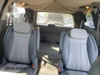 2006 Dodge Grand Caravan SXT z VIN 2D4GP44L06R699332, wystawiony jako Copart lot #58995465 z przebiegiem 55 324 mil mil oraz Szkoda całkowita • Salvage title. Historia ofert i sprzedaży dostępna na DreamBid. Obrazek 10.