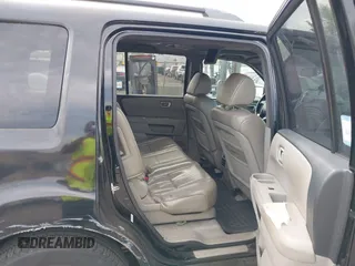 2011 Honda Pilot EX-L with VIN 5FNYF4H61BB078003, listed as a IAAI auction lot 42181724 with 327,236 mi miles and . Bid and sale history available at carsss.com. Image 8.