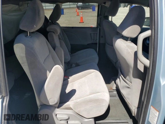2017 Toyota Sienna LE Auto Access Seat with VIN 5TDKZ3DC5HS798928, listed as a Copart auction lot 50692595 with 282,158 mi miles and Salvage Title. Bid and sale history available at carsss.com. Image 11.