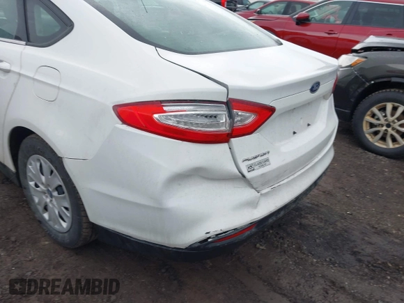 2013 Ford Fusion S with VIN 3FA6P0G72DR256077, listed as a IAAI auction lot 41781341 with 133,288 mi miles and . Bid and sale history available at carsss.com. Image 6.