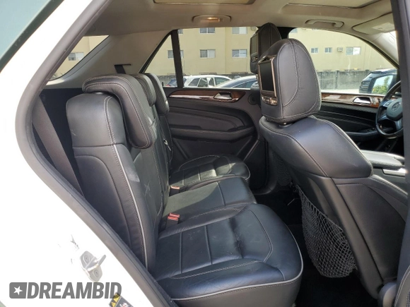 2013 Mercedes-Benz M 550 with VIN 4JGDA7DB0DA149846, listed as a Copart auction lot 44609075 with 140,603 mi miles and Salvage title. Bid and sale history available at DreamBid. Image 11.
