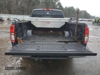 2010 Nissan Frontier SE z VIN 1N6AD0CU3AC438421, wystawiony jako Copart lot #87771565 z przebiegiem 110 179 mil mil oraz Szkoda całkowita • Salvage title. Historia ofert i sprzedaży dostępna na DreamBid. Obrazek 6.