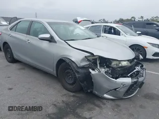 2015 Toyota Camry XLE z VIN 4T1BF1FK6FU953511, wystawiony jako IAAI lot #42377050 z przebiegiem 160 781 mil mil oraz . Historia ofert i sprzedaży dostępna na DreamBid. Obrazek 1.