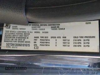 2006 Hummer H3 with VIN 5GTDN136968101615, listed as a IAAI auction lot 42037554 with 123,501 mi miles. Bid and sale history available at carsss.com. Image 9.