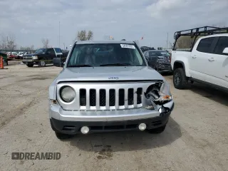 2013 Jeep Patriot Sport with VIN 1C4NJPBA9DD265273, listed as a Copart auction lot 52697955 with 154,472 mi miles and Salvage Title. Bid and sale history available at carsss.com. Image 5.