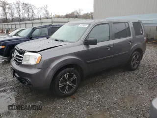2015 Honda Pilot LX with VIN 5FNYF3H2XFB012479, listed as a Copart auction lot 83733544 with 137,068 mi miles and Salvage Title. Bid and sale history available at carsss.com. Image 1.