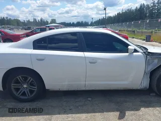 2014 Dodge Charger SXT z VIN 2C3CDXHG6EH267131, wystawiony jako IAAI lot #42321246 z przebiegiem 95 385 mil mil oraz . Historia ofert i sprzedaży dostępna na DreamBid. Obrazek 14.