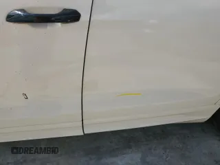 2022 Audi RS Q8 z VIN WU1ARBF14ND020700, wystawiony jako Copart lot #75193004 z przebiegiem Nie podano mil oraz Szkoda całkowita • Salvage title. Historia ofert i sprzedaży dostępna na DreamBid. Obrazek 13.