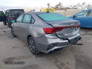 2024 Kia Forte LXS with VIN 3KPF24AD0RE840314, listed as a IAAI auction lot 41804524 with 10,605 mi miles and . Bid and sale history available at DreamBid. Image 3.