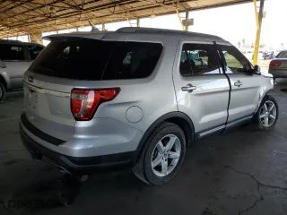 2019 Ford Explorer XLT with VIN 1FM5K7DH1KGA42109, listed as a Copart auction lot 50359355 with 85,162 mi miles and Salvage Title. Bid and sale history available at carsss.com. Image 3.