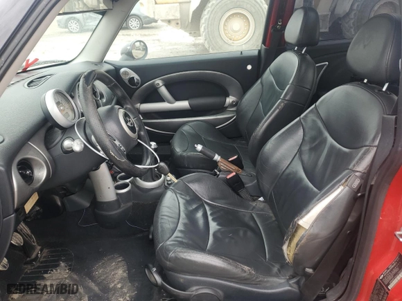 2004 MINI Cooper Hardtop S with VIN WMWRE33464TD81592, listed as a Copart auction lot 42731275 with 203,286 mi miles and Salvage Title. Bid and sale history available at carsss.com. Image 7.