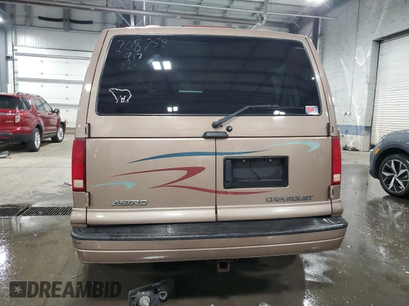 2002 Chevrolet Astro with VIN 1GNDM19XX2B149977, listed as a Copart auction lot 73148144 with 147,742 mi miles and Salvage Title. Bid and sale history available at carsss.com. Image 6.