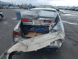 1997 Toyota Camry LE z VIN 4T1BF22K8VU916373, wystawiony jako IAAI lot #41915751 z przebiegiem 259 818 mil mil oraz . Historia ofert i sprzedaży dostępna na DreamBid. Obrazek 15.