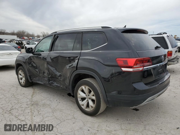2018 Volkswagen Atlas S with VIN 1V2AP2CA4JC519759, listed as a Copart auction lot 49865655 with 135,124 mi miles and Clean title. Bid and sale history available at DreamBid. Image 2.