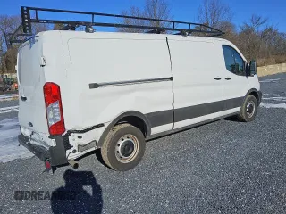 2023 Ford Transit Cargo with VIN 1FTBR1Y82PKB80207, listed as a Copart auction lot 88218055 with 33,382 mi miles and Clean Title. Bid and sale history available at DreamBid. Image 3.