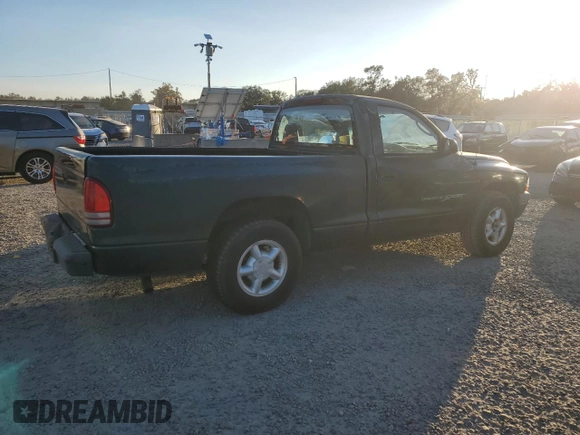 2000 Dodge Dakota z VIN 1B7FL26X5YS781647, wystawiony jako Copart lot #83320044 z przebiegiem Nie podano mil oraz Szkoda całkowita • Salvage title. Historia ofert i sprzedaży dostępna na DreamBid. Obrazek 3.